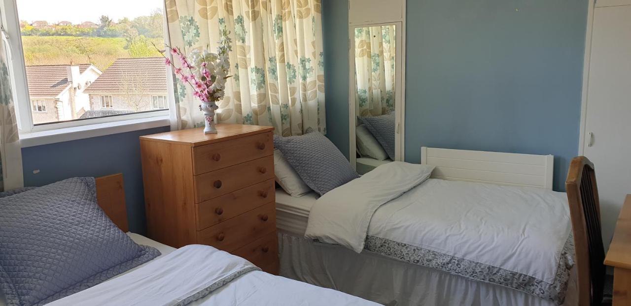 مبيت وإفطار كافان Farnham House المظهر الخارجي الصورة
